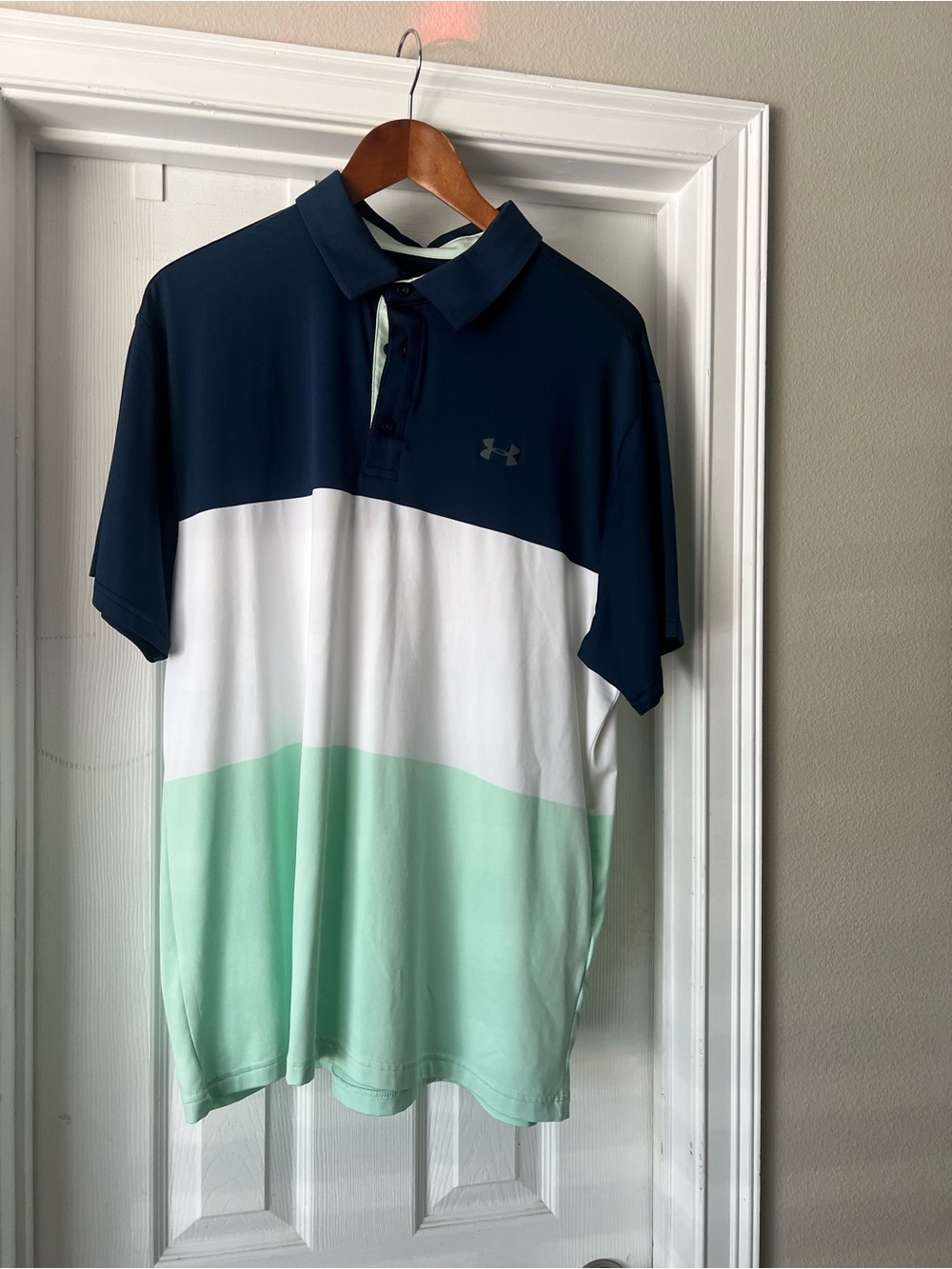 Men’s Bundle XL Under Armour Polo and  1/4 Zip in Navy, Teal, Aqua, Green, Gray - Picture 5 of 6